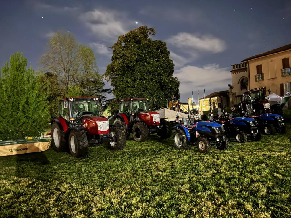 Seguici su Facebook